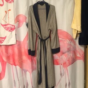 Jones NY robe
